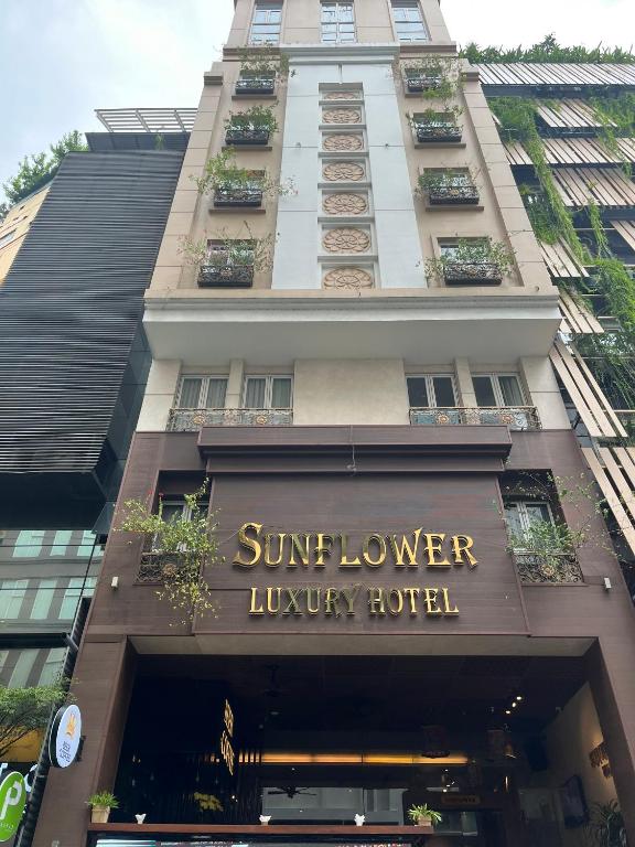 Sunflower Luxury Hotel — photo 1