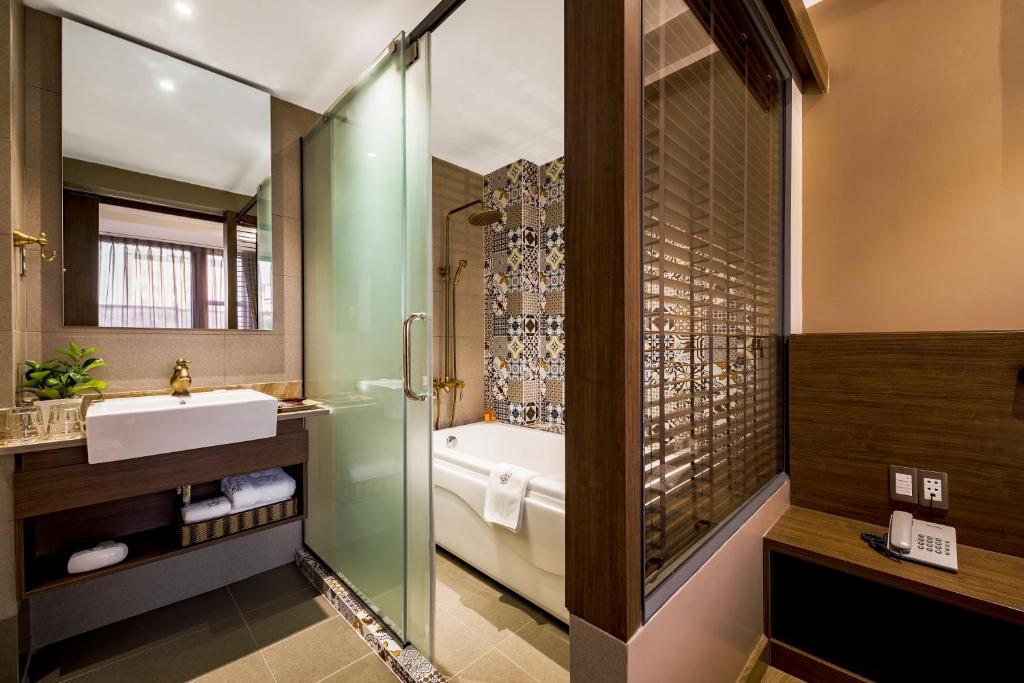 Sunflower Luxury Hotel photo 2