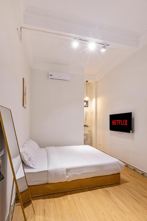 Quiet Room In Old Quarter with Netflix and Free Laundry 4thFloor — photo 1