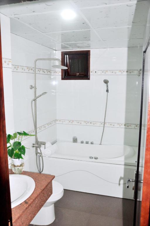Yen Phu Hotel photo 2