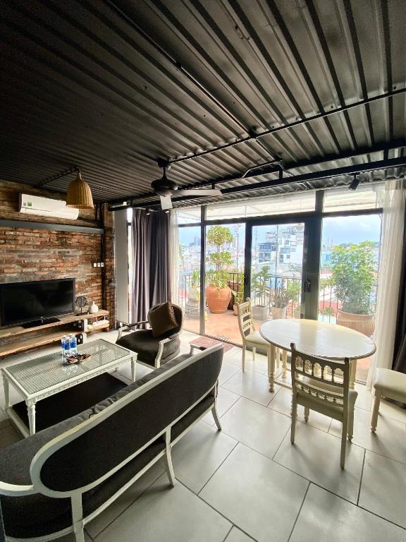 The Palmian City Center Serviced Apartment photo 3