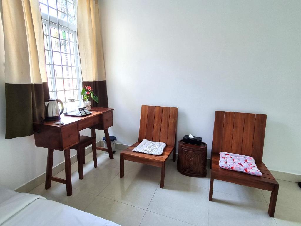 Top Hill Halong Homestay photo 3