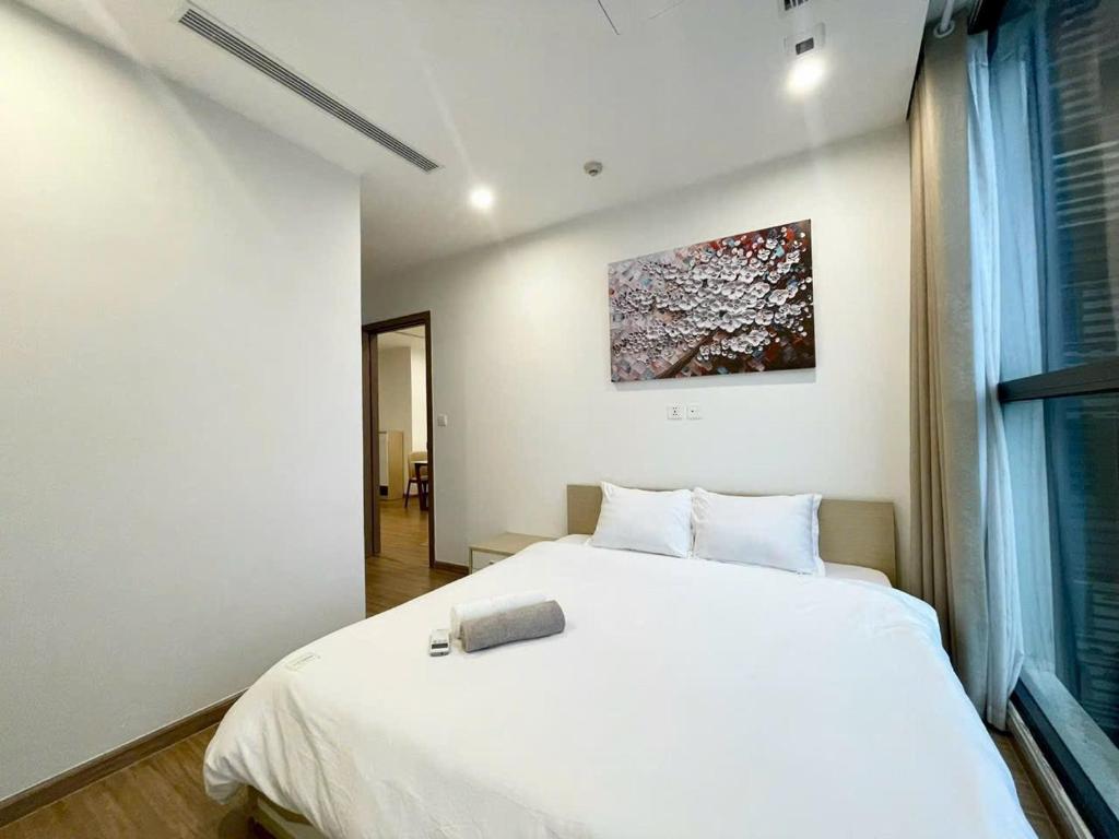 Skynest Vinhomes West Point Apartment photo 2