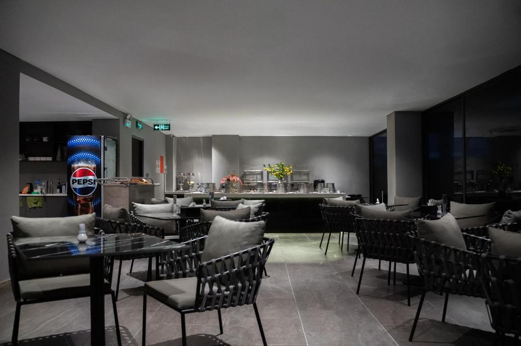 JBAY Beachfront Boutique Hotel photo 3