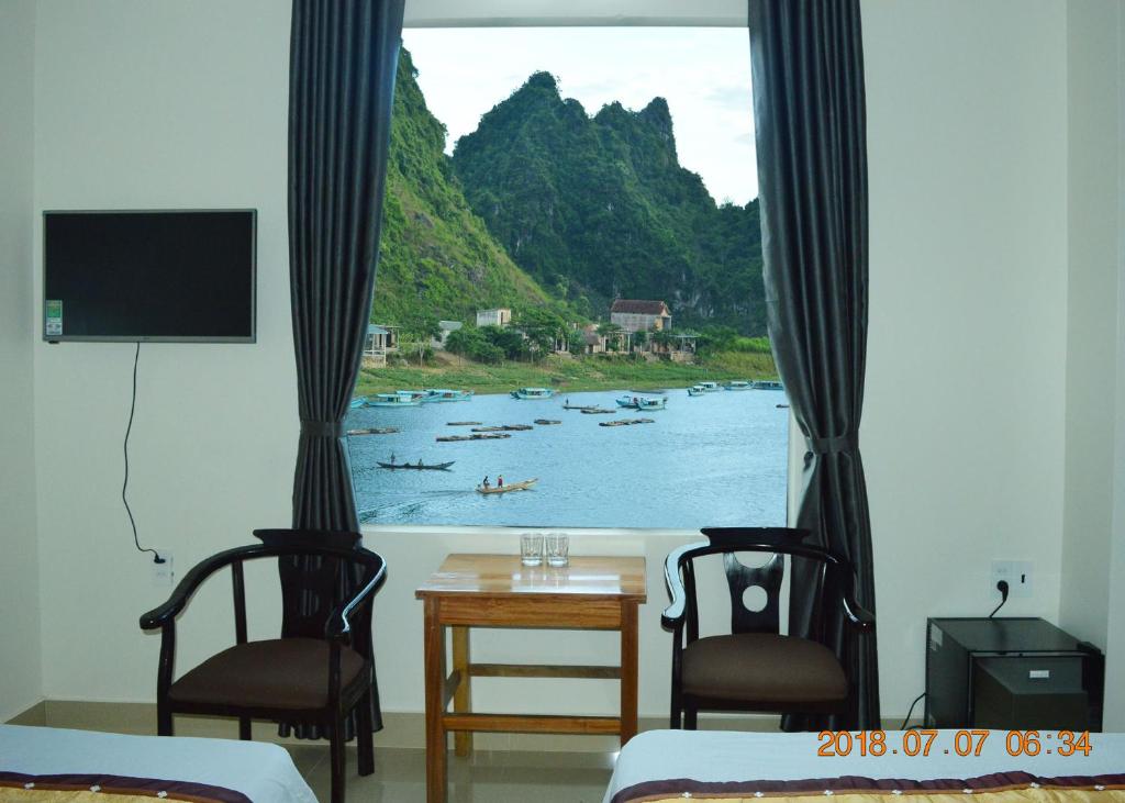 Son Doong Riverside — photo 1