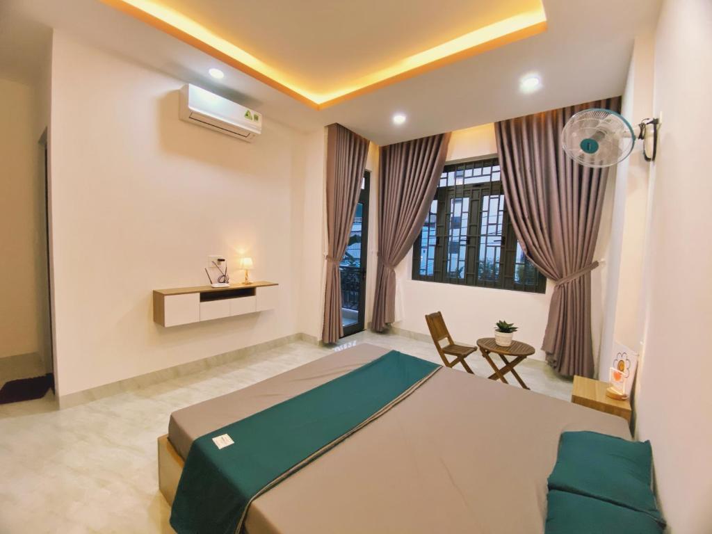 The Sweet Home photo 2