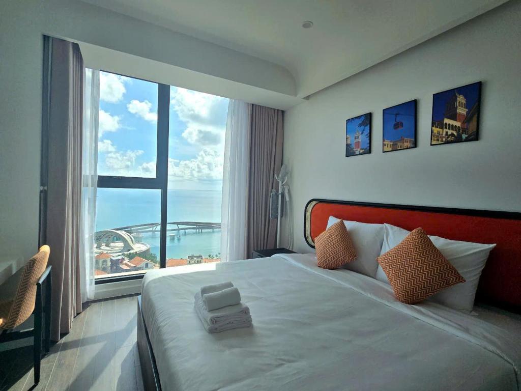 SenSea Hillside Apartment - Sunset Town photo 2