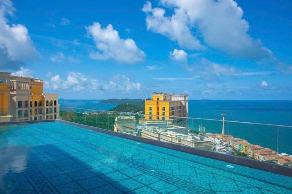 SenSea Hillside Apartment - Sunset Town photo 3