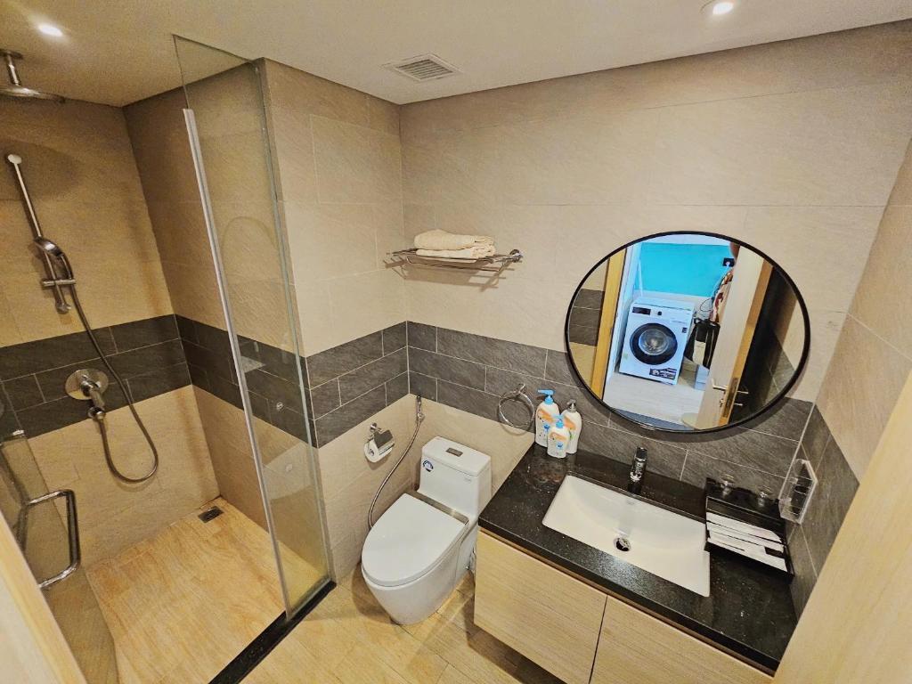 Homestay Citadine Ha Long Apartment with amazing sea view photo 3