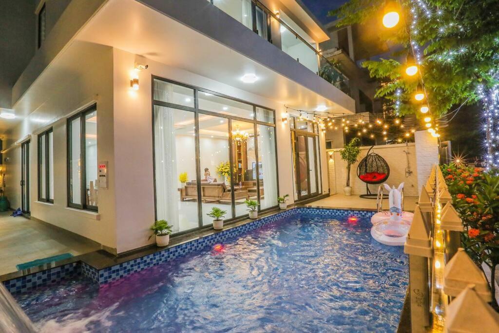 Sea Breeze Villa FLC sang trọng gần biển có bể bơi — photo 1