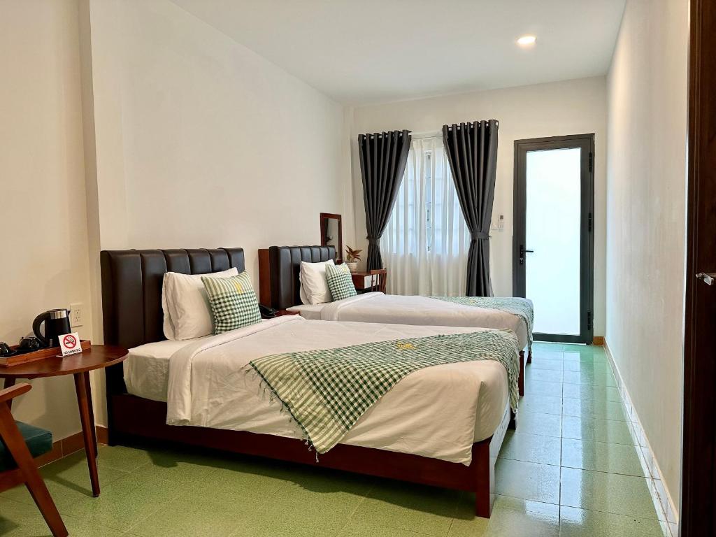 Wildbird Hotel photo 2