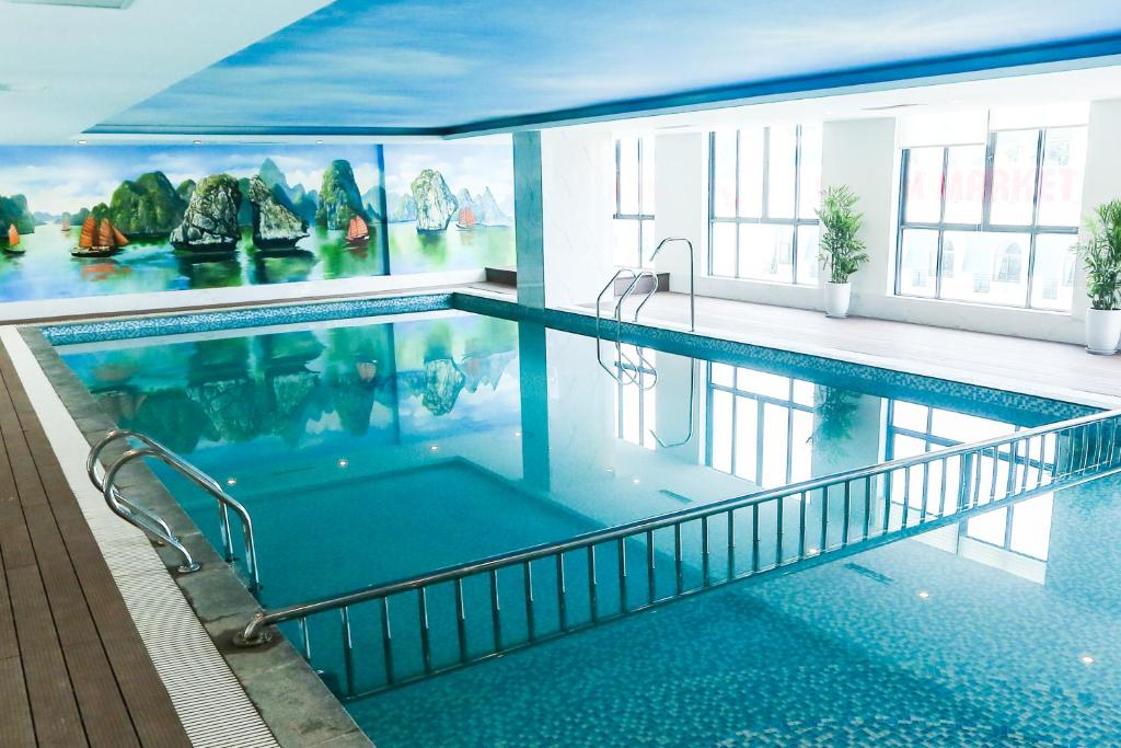 Song Loc Luxury Hotel photo 3