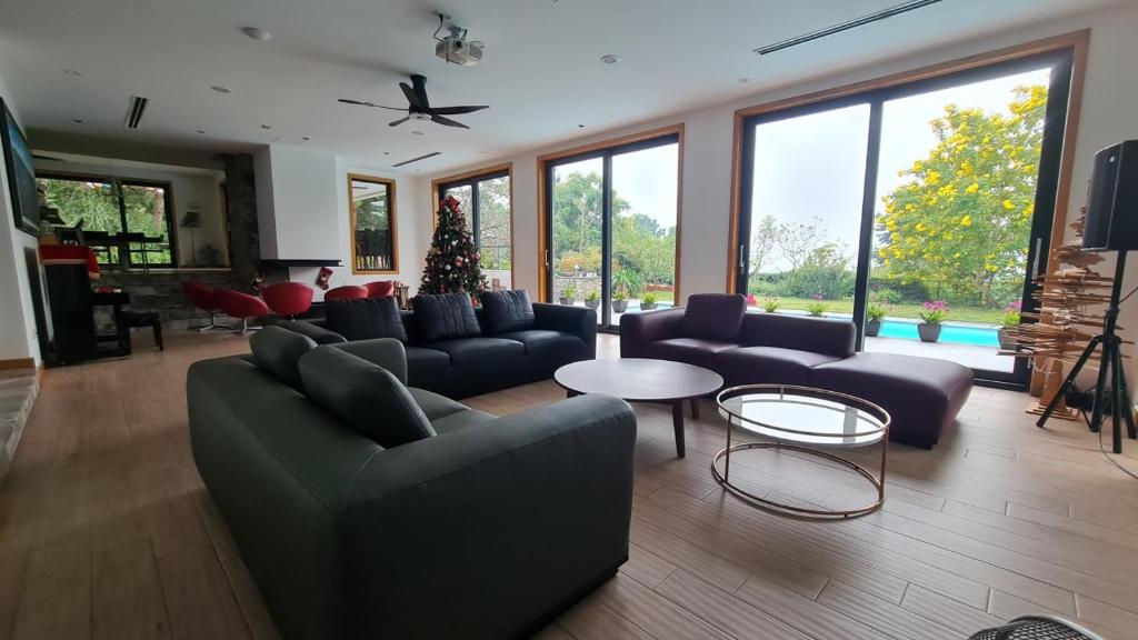 TAM ĐẢO GOLF VILLA 6 PHÒNG NGỦ — photo 1