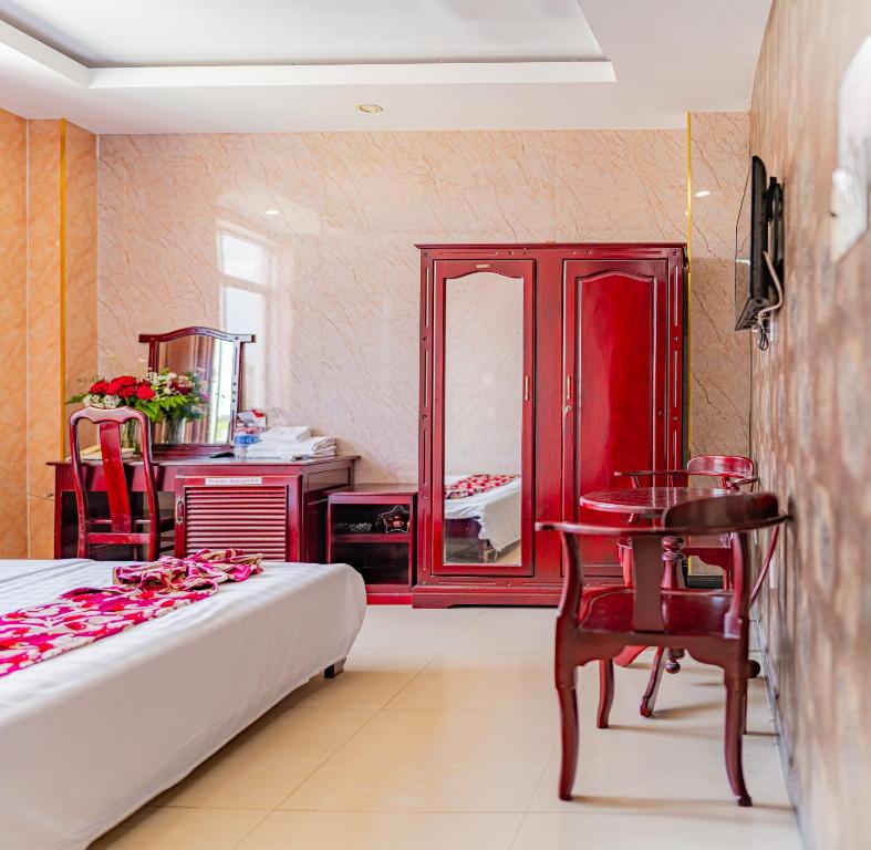 Thi Long Phụng Hotel photo 2