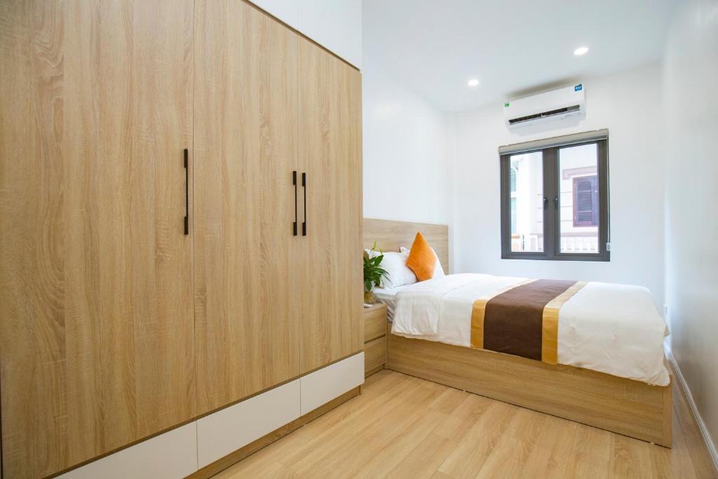Sumitomo 3 Apartment for Japanese at 535 Kim Ma — photo 1