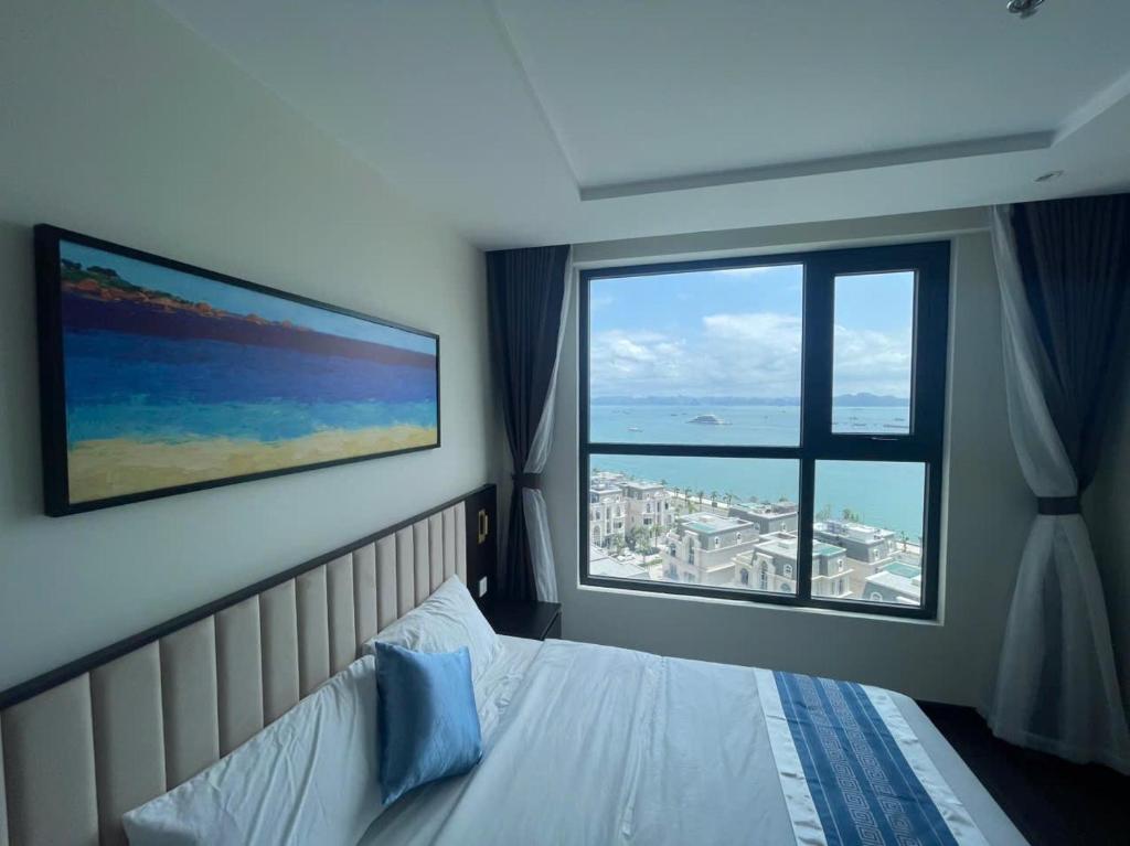The Halong Bay view - 2Br photo 2