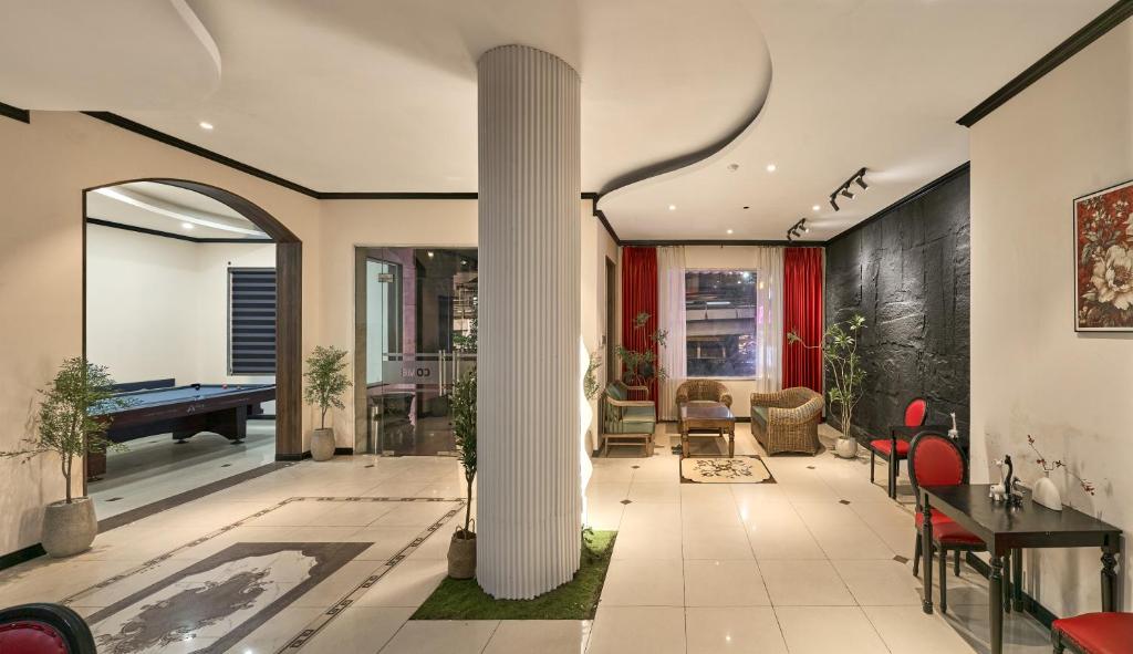 The Passion Lux Airport Hotel Apartment - Free Airport photo 3