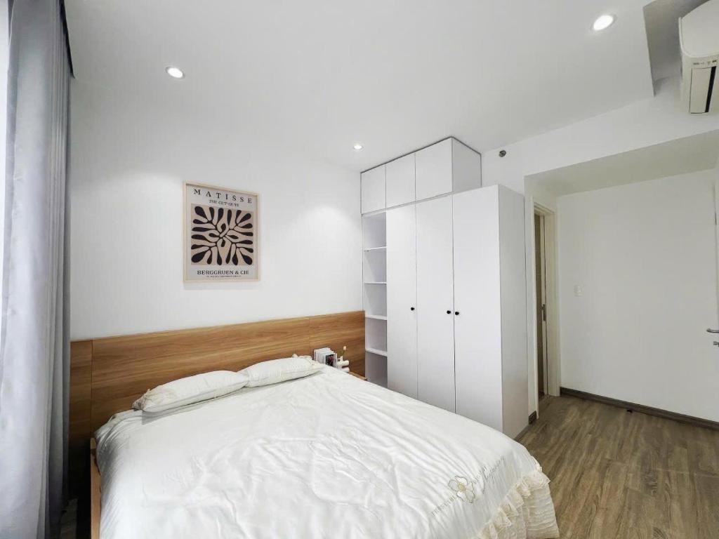 SPACIOUS Home photo 2