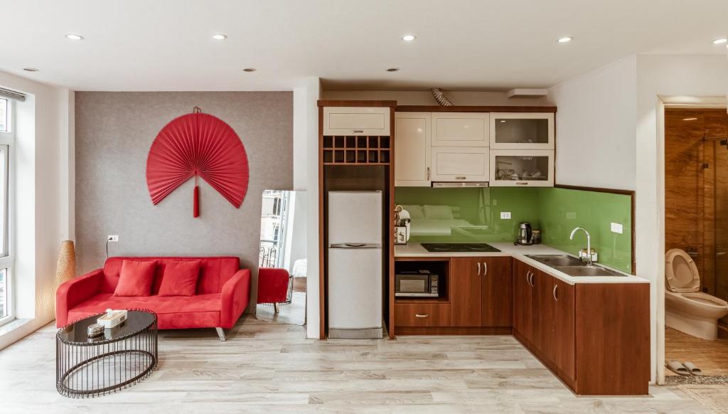 *SUPER LOCATION*2 BEDS*OLD QUARTER photo 3