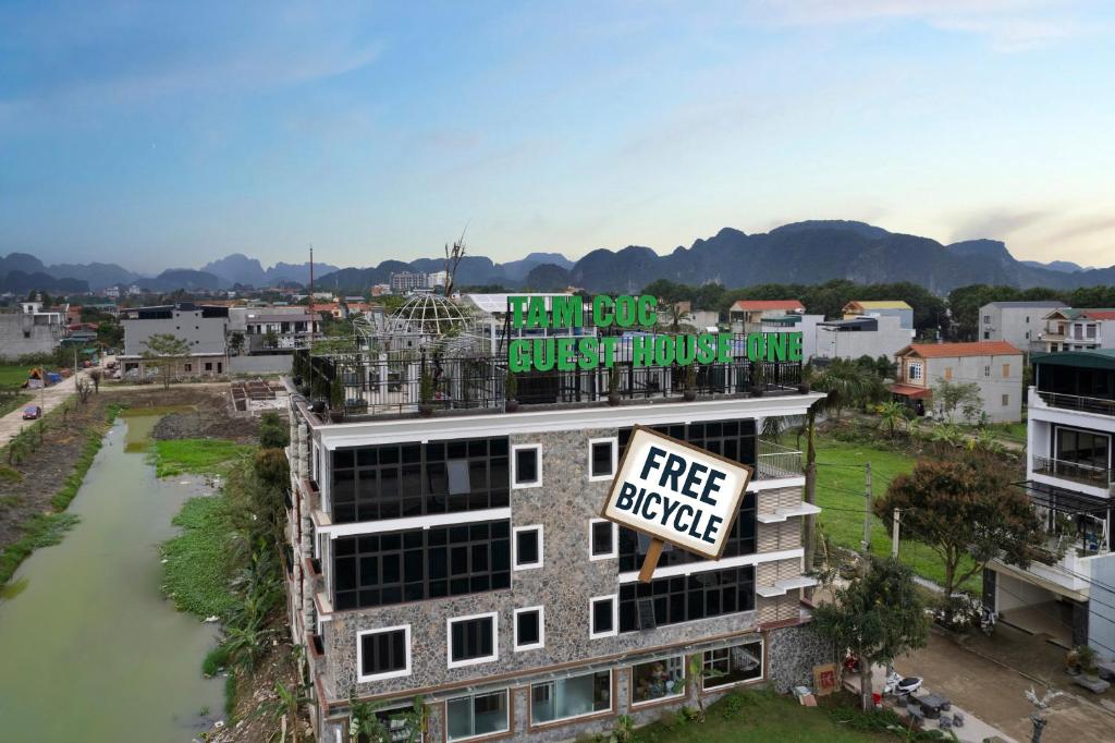 Tam Coc Guest House One & Hotel Ninh Binh — photo 1