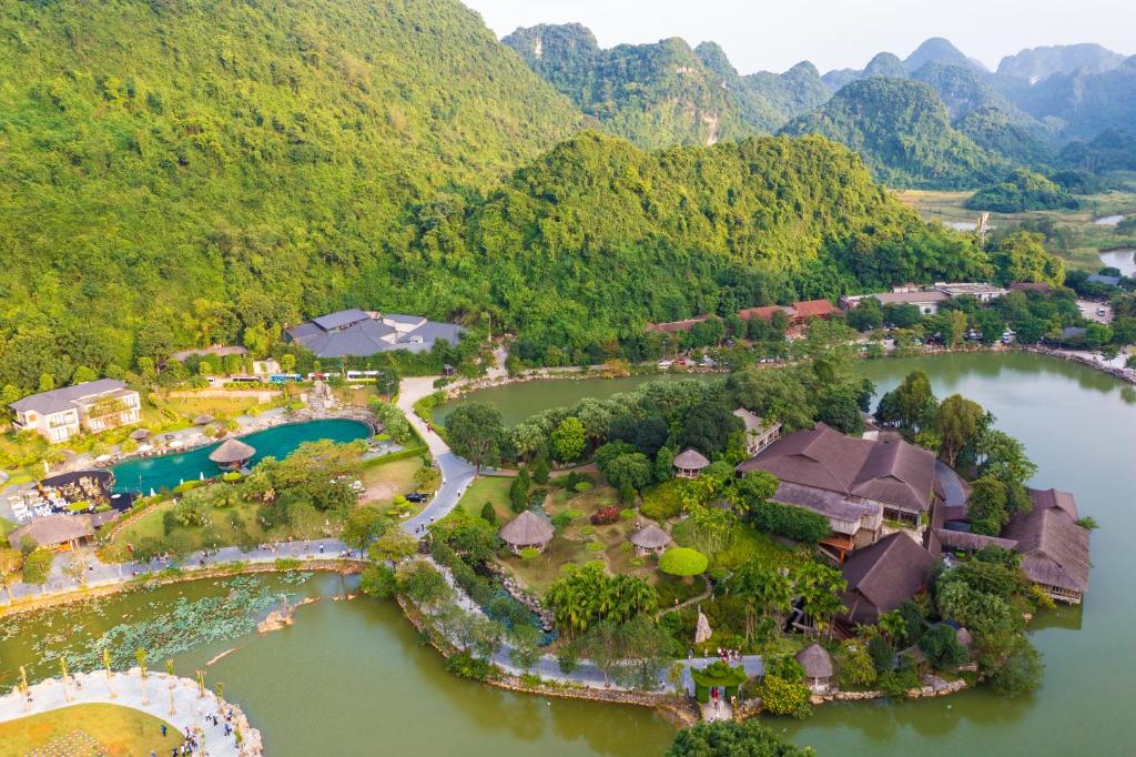 Thung Nham Resort photo 2