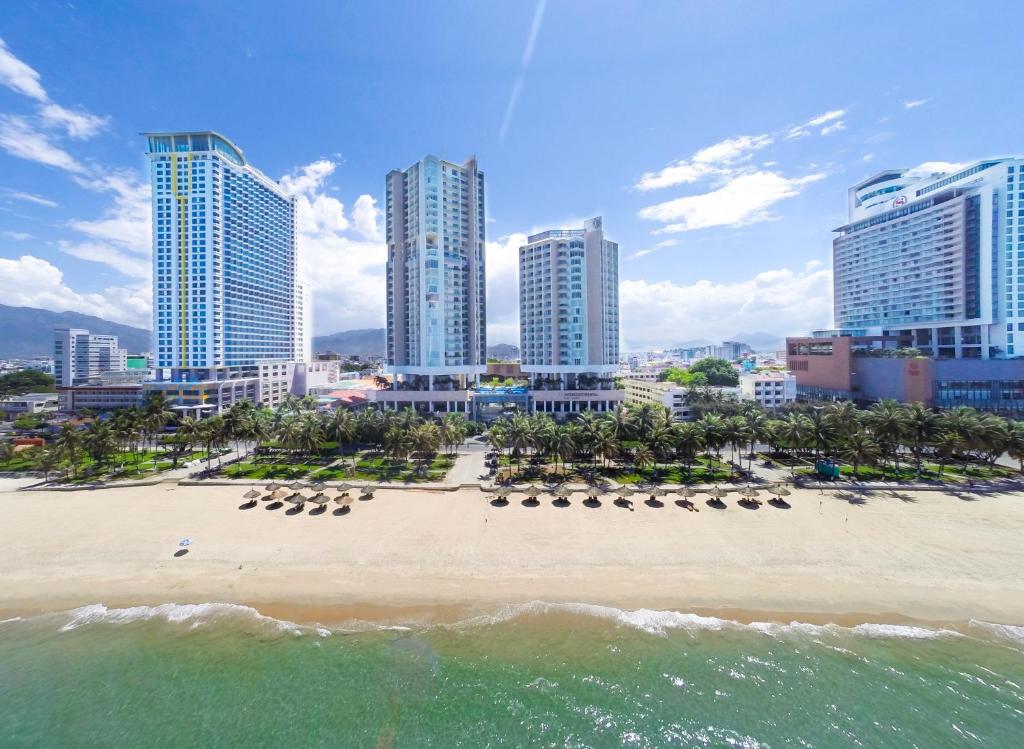 The Sea Luxury Nha Trang Apartment — photo 1