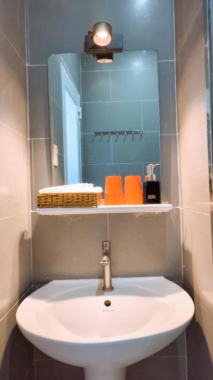 THC HOTEL photo 3