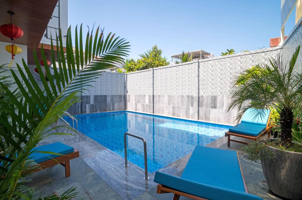 White House Central Villa — photo 1