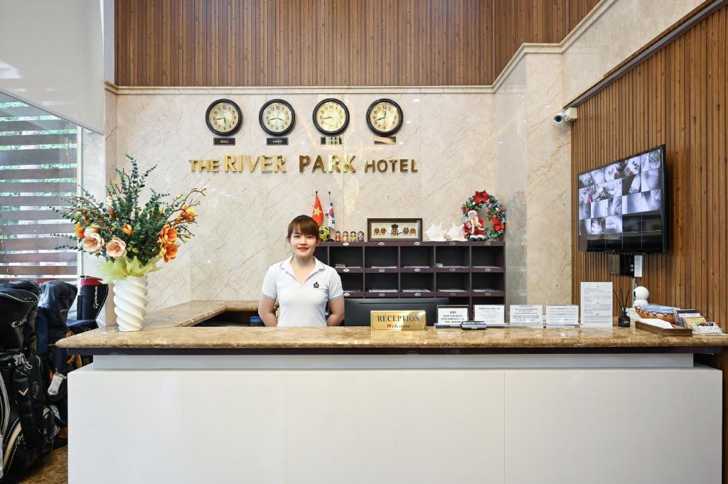 The River Park Hotel photo 3