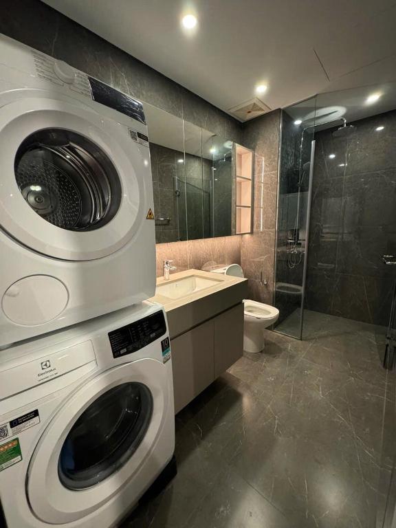 The Filmore Luxury Apartment photo 3