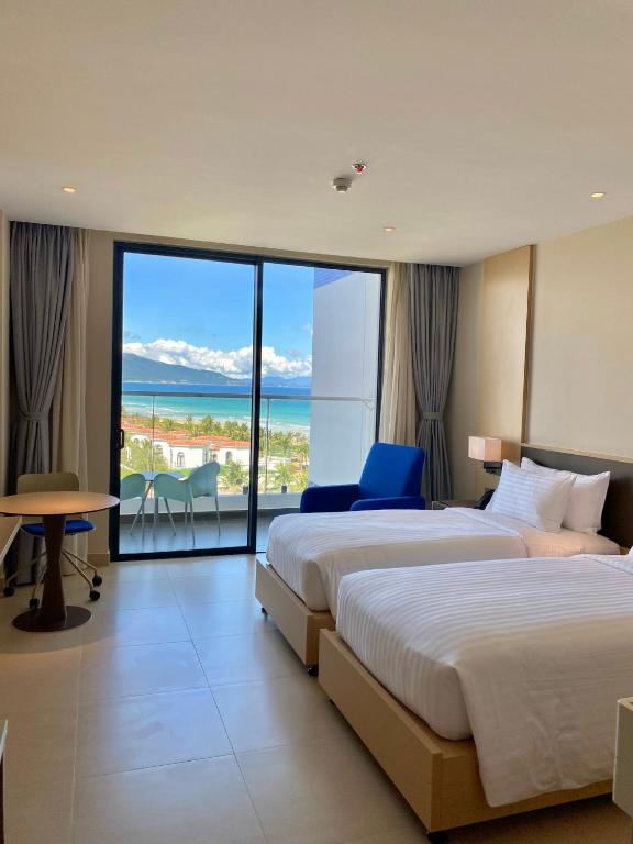 The Cam Ranh Resort all Luxury Service photo 2