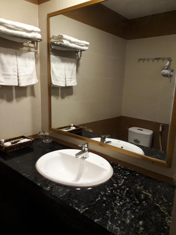 Song Huong Hue Hotel photo 3