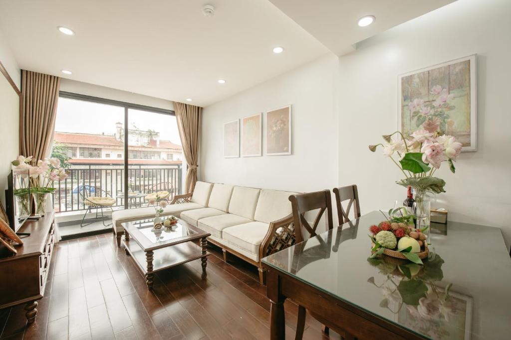 Lunaria Two Bedroom Apartment - The Epicenter of Luxury and Convenience photo 3
