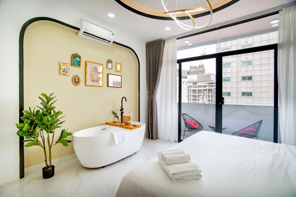 SAZI BEN THANH Hotel HCM — photo 1