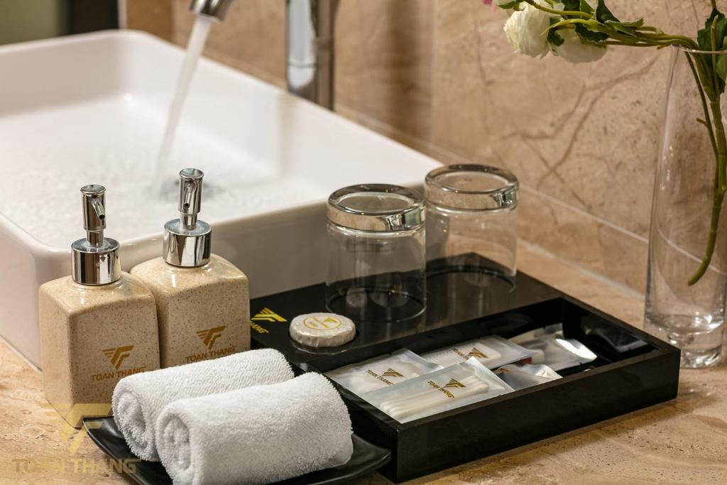 Toàn Thắng Hotel HN - by Bay Luxury photo 3