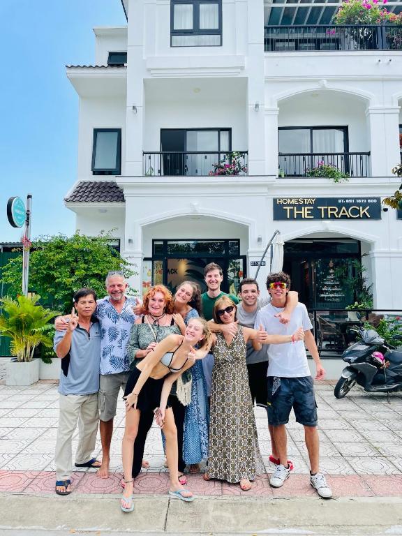 The Track Homestay - Near Bai Dai Beach photo 3