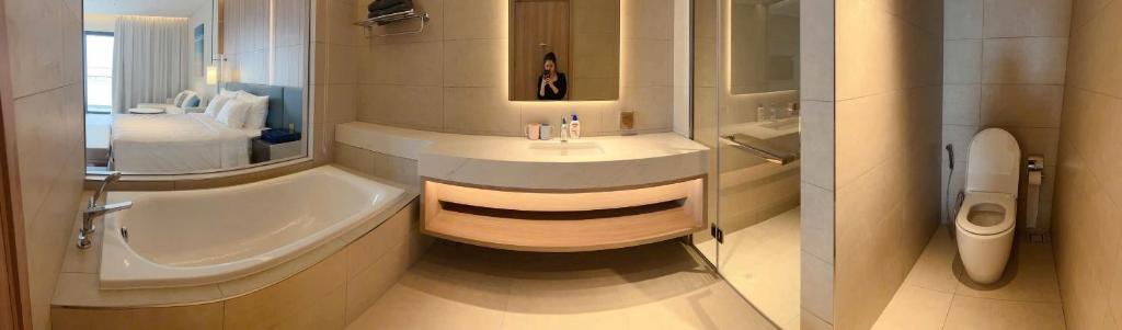 Tomstay Residence by A la Carte Ha Long photo 3