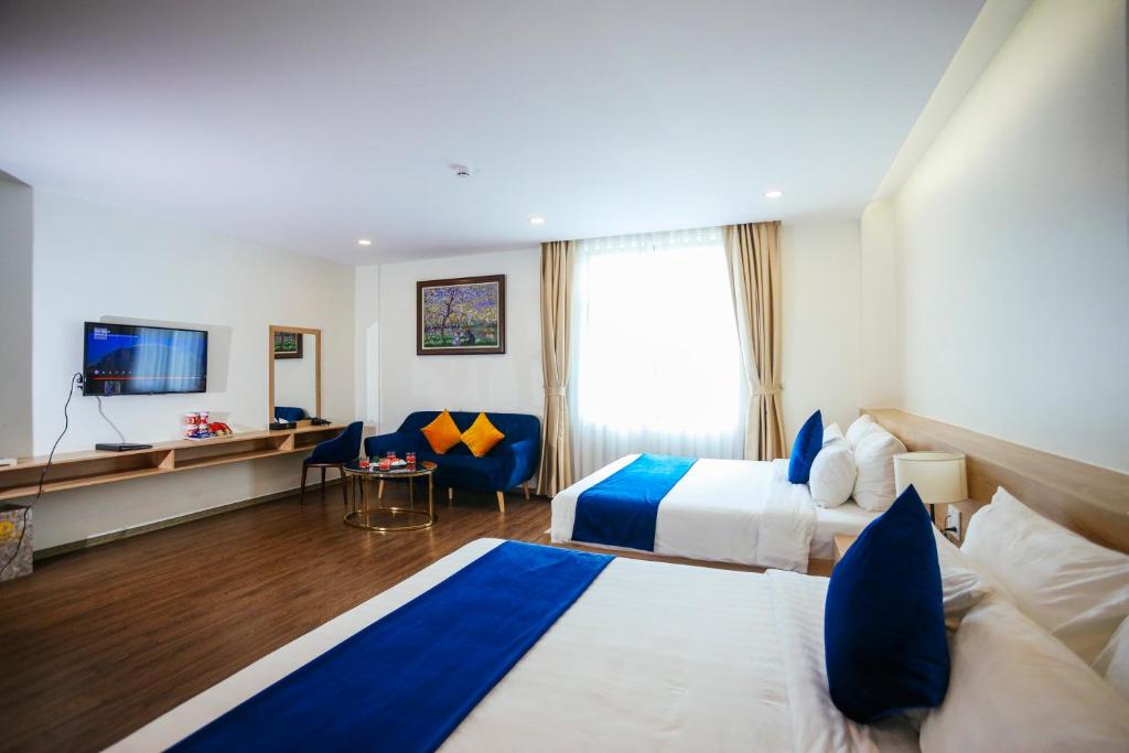 Sandals Star Hotel photo 2