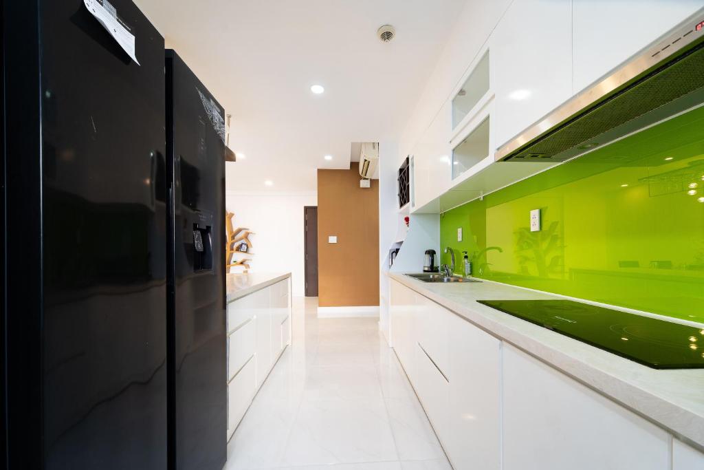 2br-Vibrant Home-Sunrise North-D7-Hana's Apart photo 3