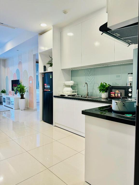 Soho Apt - luxury stay photo 3