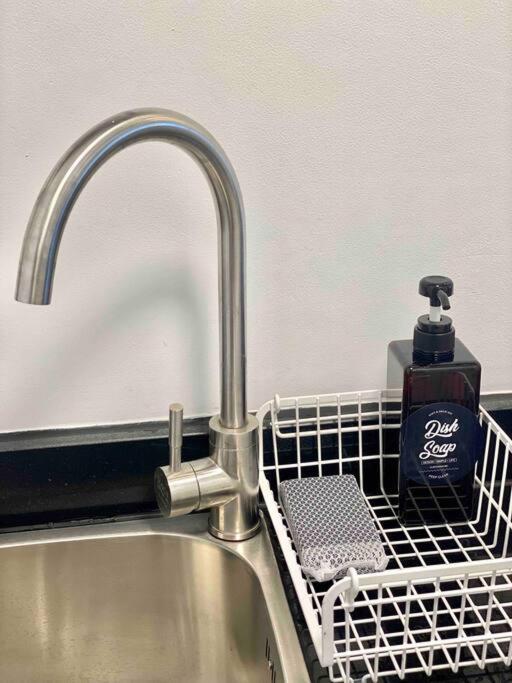 Daniel's Studio in Saigon Center with Hot tub and View photo 3