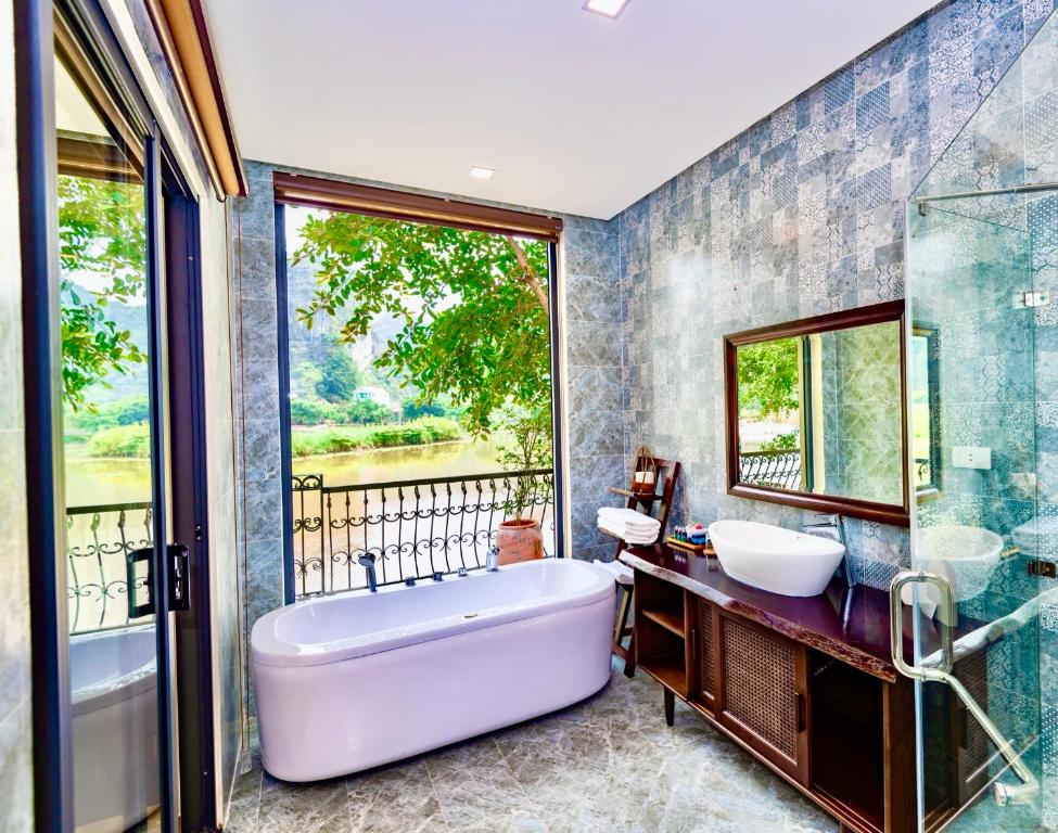 Tam Coc La Montagne Resort & Spa Ninh Binh photo 3