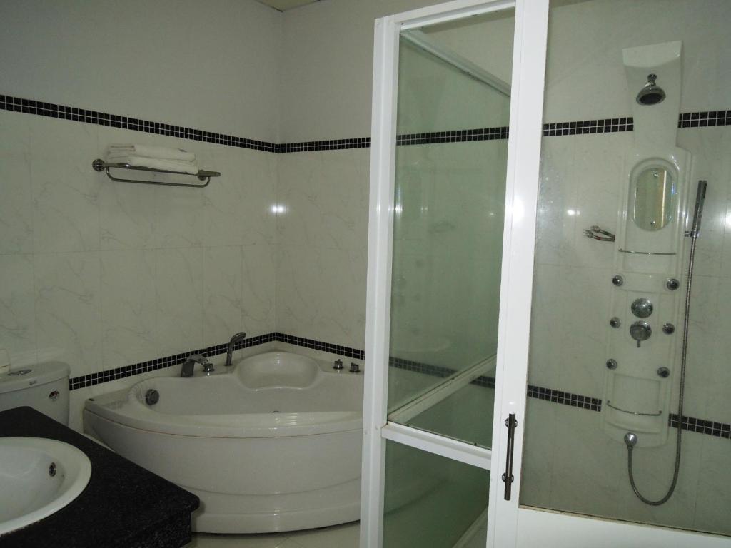 Hung Vuong Hotel — photo 1
