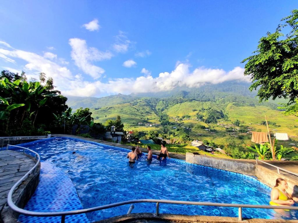 Tavan Chopai Homestay photo 3