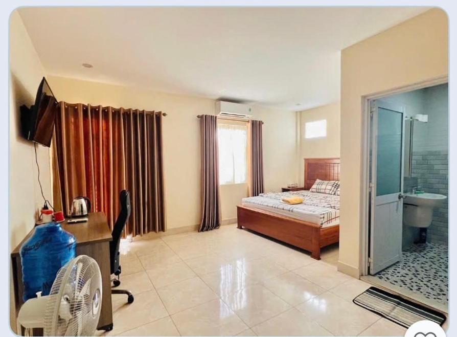 Tonys House photo 2