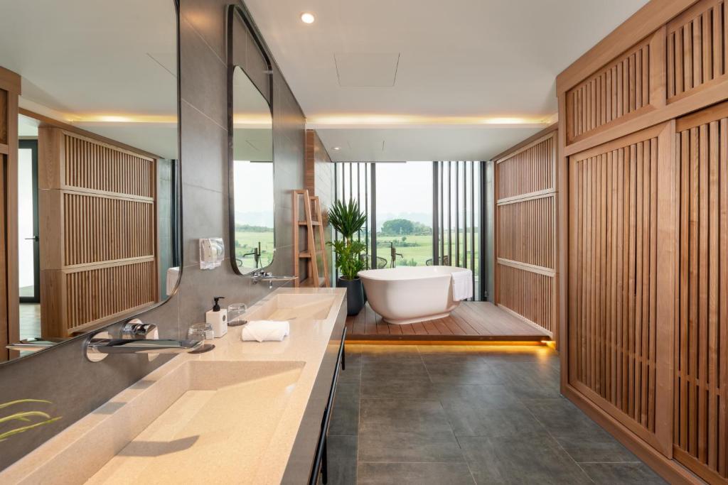 The Five Resort & Golf Hoang Gia Ninh Binh photo 2