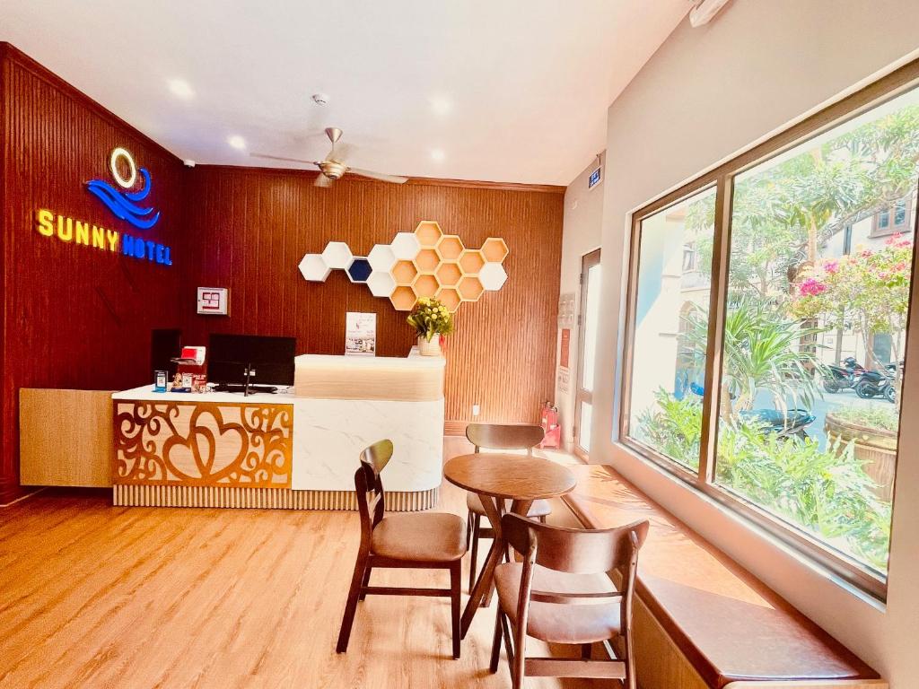 Sunny Hotel Phu Quoc- Sunset Town — photo 1