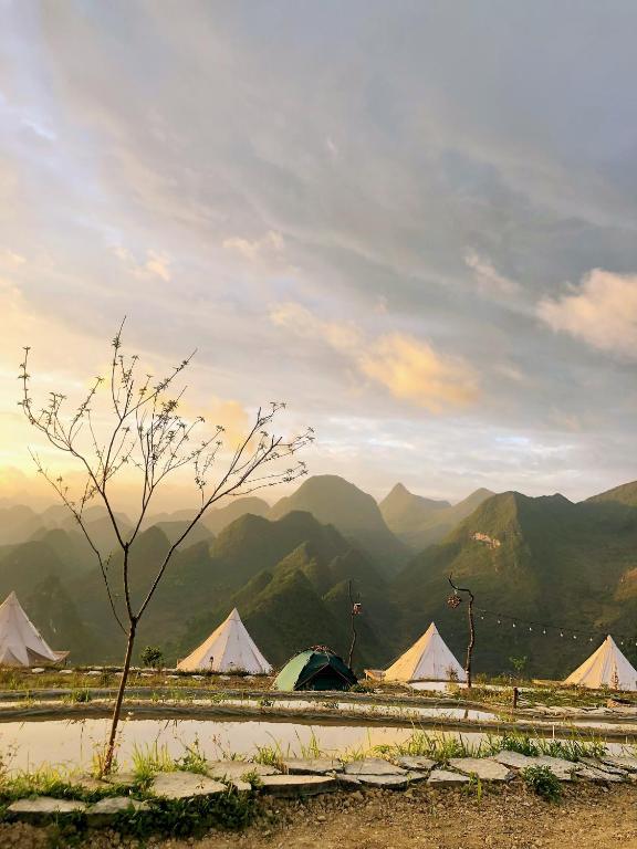 Sunrise Ha Giang Camping An Introspective Stay photo 3