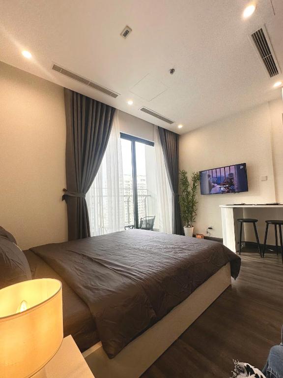 Trạm Sạc Homestay - Vinhome Smartcity — photo 1