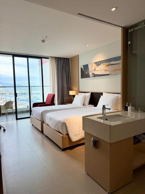 Paradise Camranh Condotel photo 2